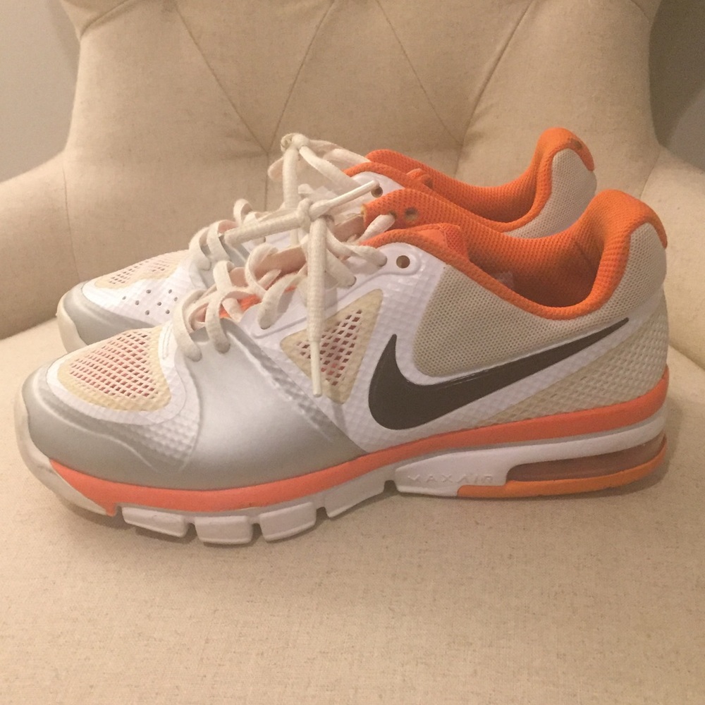 Nike Training Volley Max Air Orange/White/Silver